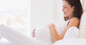 Cómo hacer masaje perineal en el embarazo